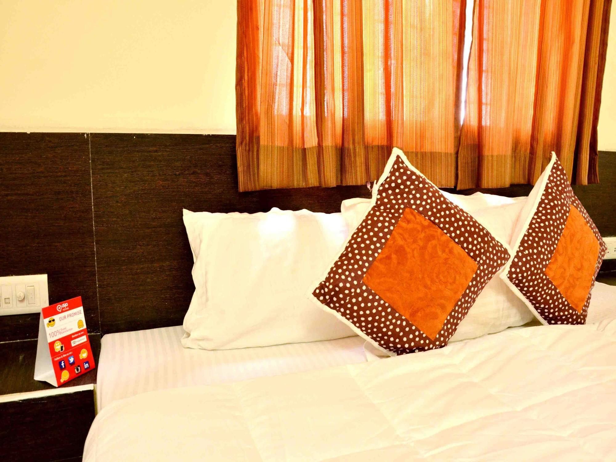 אינדורה Hotel Vijay Nagar מראה חיצוני תמונה